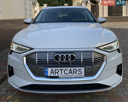 Білий Ауді E-Tron, об'ємом двигуна 0 л та пробігом 56 тис. км за 35900 $, фото 2 на Automoto.ua