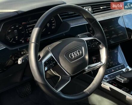 Белый Ауди E-Tron, объемом двигателя 0 л и пробегом 16 тыс. км за 46990 $, фото 44 на Automoto.ua