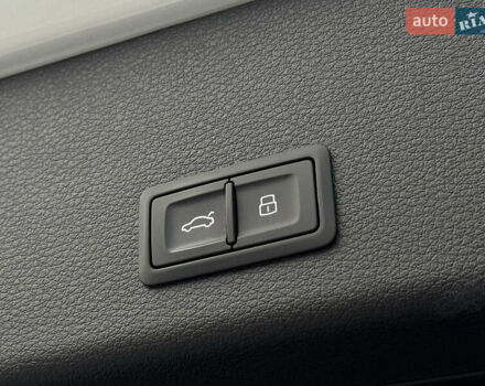 Ауди E-Tron 2020 в Тернополе на Automoto.ua Белый Ауди E-Tron, объемом двигателя 0 л и пробегом 98 тыс. км за 29999 $, фото 56 на Automoto.ua