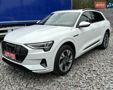 Белый Ауди E-Tron, объемом двигателя 0 л и пробегом 145 тыс. км за 22800 $, фото 5 на Automoto.ua