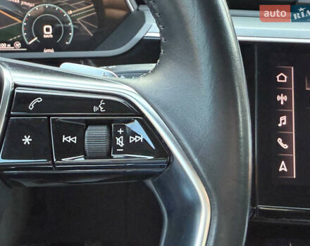 Белый Ауди E-Tron, объемом двигателя 0 л и пробегом 198 тыс. км за 27400 $, фото 92 на Automoto.ua