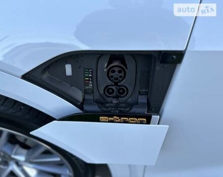 Білий Ауді E-Tron, об'ємом двигуна 0 л та пробігом 32 тис. км за 40555 $, фото 34 на Automoto.ua
