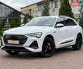 Белый Ауди E-Tron, объемом двигателя 0 л и пробегом 140 тыс. км за 31449 $, фото 5 на Automoto.ua