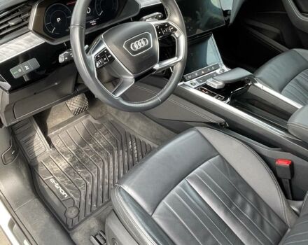 Білий Ауді E-Tron, об'ємом двигуна 0 л та пробігом 45 тис. км за 33000 $, фото 6 на Automoto.ua