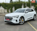 Білий Ауді E-Tron, об'ємом двигуна 0 л та пробігом 35 тис. км за 29999 $, фото 3 на Automoto.ua