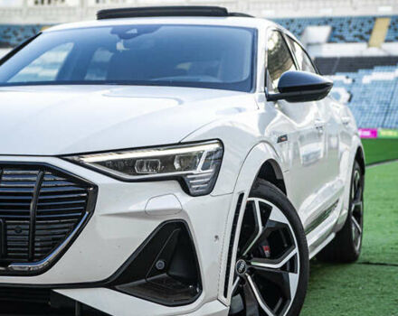 Ауди E-Tron 2021 в Одессе на Automoto.ua Белый Ауди E-Tron, объемом двигателя 0 л и пробегом 34 тыс. км за 51500 $, фото 10 на Automoto.ua