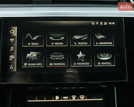 Белый Ауди E-Tron, объемом двигателя 0 л и пробегом 73 тыс. км за 46990 $, фото 34 на Automoto.ua