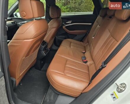 Белый Ауди E-Tron, объемом двигателя 0 л и пробегом 68 тыс. км за 39999 $, фото 54 на Automoto.ua