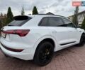 Белый Ауди E-Tron, объемом двигателя 0 л и пробегом 140 тыс. км за 31449 $, фото 35 на Automoto.ua