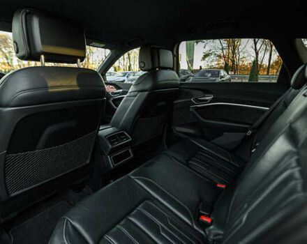 Белый Ауди E-Tron, объемом двигателя 0 л и пробегом 73 тыс. км за 46990 $, фото 49 на Automoto.ua