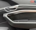 Белый Ауди E-Tron, объемом двигателя 0 л и пробегом 140 тыс. км за 31449 $, фото 128 на Automoto.ua