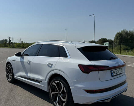 Белый Ауди E-Tron, объемом двигателя 0 л и пробегом 46 тыс. км за 32800 $, фото 8 на Automoto.ua