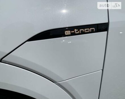 Білий Ауді E-Tron, об'ємом двигуна 0 л та пробігом 23 тис. км за 38700 $, фото 23 на Automoto.ua
