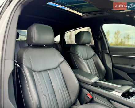 Белый Ауди E-Tron, объемом двигателя 0 л и пробегом 97 тыс. км за 42900 $, фото 41 на Automoto.ua