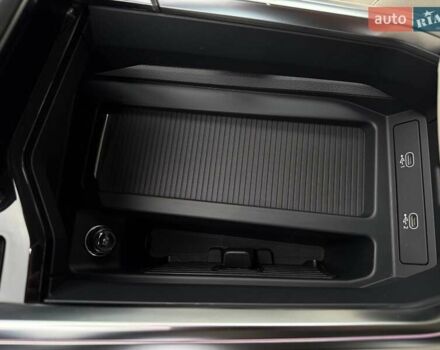 Белый Ауди E-Tron, объемом двигателя 0 л и пробегом 82 тыс. км за 38400 $, фото 70 на Automoto.ua