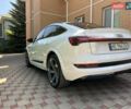 Білий Ауді E-Tron, об'ємом двигуна 0 л та пробігом 34 тис. км за 56500 $, фото 6 на Automoto.ua