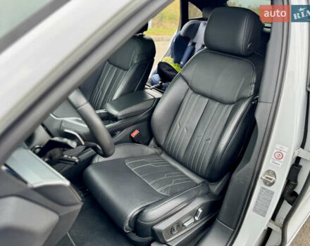 Белый Ауди E-Tron, объемом двигателя 0 л и пробегом 97 тыс. км за 42900 $, фото 30 на Automoto.ua