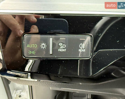 Белый Ауди E-Tron, объемом двигателя 0 л и пробегом 144 тыс. км за 29999 $, фото 60 на Automoto.ua