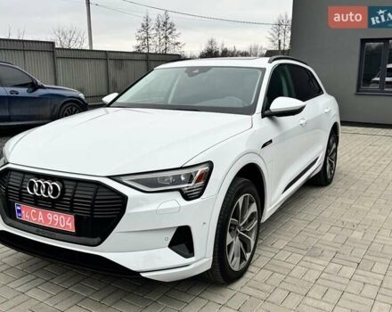 Білий Ауді E-Tron, об'ємом двигуна 0 л та пробігом 36 тис. км за 32500 $, фото 8 на Automoto.ua