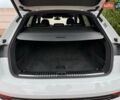 Белый Ауди E-Tron, объемом двигателя 0 л и пробегом 140 тыс. км за 31449 $, фото 169 на Automoto.ua