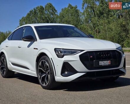 Белый Ауди E-Tron, объемом двигателя 0 л и пробегом 53 тыс. км за 44999 $, фото 14 на Automoto.ua