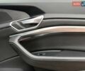 Белый Ауди E-Tron, объемом двигателя 0 л и пробегом 140 тыс. км за 31449 $, фото 158 на Automoto.ua
