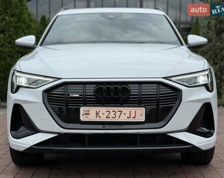Белый Ауди E-Tron, объемом двигателя 0 л и пробегом 140 тыс. км за 31449 $, фото 65 на Automoto.ua