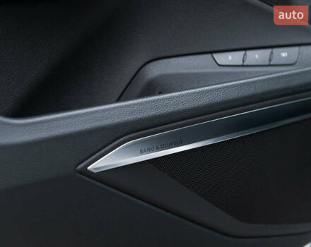 Білий Ауді E-Tron, об'ємом двигуна 0 л та пробігом 57 тис. км за 50555 $, фото 26 на Automoto.ua