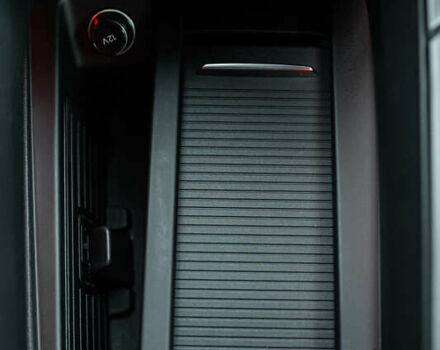 Белый Ауди E-Tron, объемом двигателя 0 л и пробегом 73 тыс. км за 46990 $, фото 38 на Automoto.ua