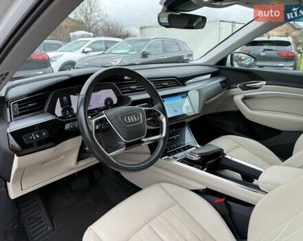 Белый Ауди E-Tron, объемом двигателя 0 л и пробегом 82 тыс. км за 38400 $, фото 38 на Automoto.ua