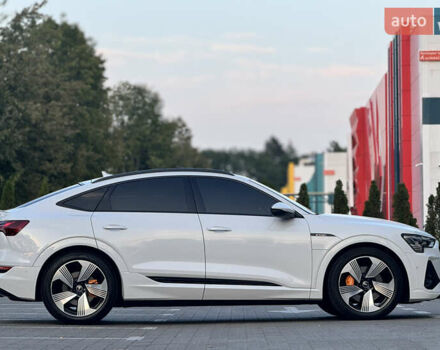 Белый Ауди E-Tron, объемом двигателя 0 л и пробегом 61 тыс. км за 42800 $, фото 10 на Automoto.ua