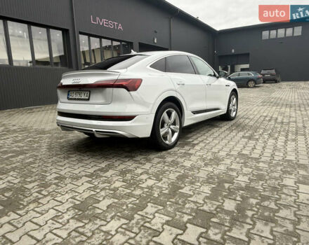 Белый Ауди E-Tron, объемом двигателя 0 л и пробегом 140 тыс. км за 33490 $, фото 10 на Automoto.ua