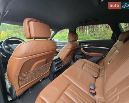 Белый Ауди E-Tron, объемом двигателя 0 л и пробегом 68 тыс. км за 39999 $, фото 56 на Automoto.ua