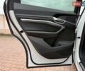 Белый Ауди E-Tron, объемом двигателя 0 л и пробегом 140 тыс. км за 31449 $, фото 142 на Automoto.ua