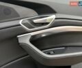 Белый Ауди E-Tron, объемом двигателя 0 л и пробегом 140 тыс. км за 31449 $, фото 159 на Automoto.ua