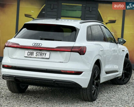 Белый Ауди E-Tron, объемом двигателя 0 л и пробегом 144 тыс. км за 29999 $, фото 25 на Automoto.ua