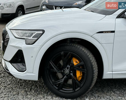 Белый Ауди E-Tron, объемом двигателя 0 л и пробегом 144 тыс. км за 29999 $, фото 10 на Automoto.ua