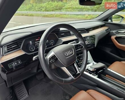 Белый Ауди E-Tron, объемом двигателя 0 л и пробегом 68 тыс. км за 39999 $, фото 45 на Automoto.ua