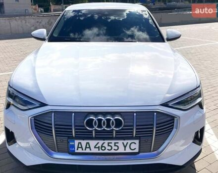 Белый Ауди E-Tron, объемом двигателя 0 л и пробегом 78 тыс. км за 29800 $, фото 1 на Automoto.ua
