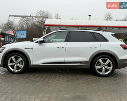Білий Ауді E-Tron, об'ємом двигуна 0 л та пробігом 69 тис. км за 31500 $, фото 11 на Automoto.ua