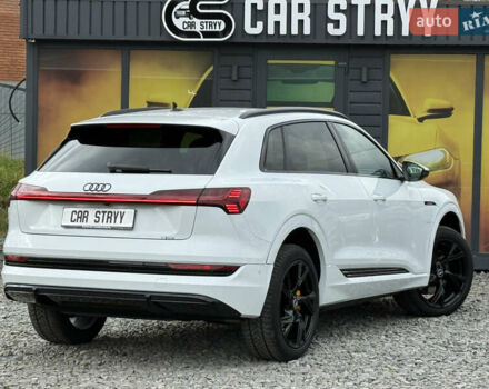 Белый Ауди E-Tron, объемом двигателя 0 л и пробегом 144 тыс. км за 29999 $, фото 26 на Automoto.ua