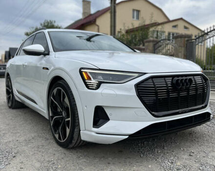 Білий Ауді E-Tron, об'ємом двигуна 0 л та пробігом 38 тис. км за 46000 $, фото 3 на Automoto.ua