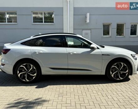 Білий Ауді E-Tron, об'ємом двигуна 0 л та пробігом 16 тис. км за 44900 $, фото 9 на Automoto.ua