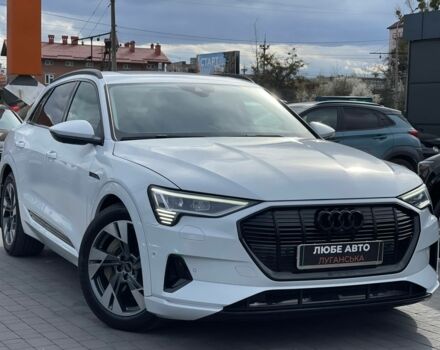 Білий Ауді E-Tron, об'ємом двигуна 0 л та пробігом 45 тис. км за 33000 $, фото 2 на Automoto.ua