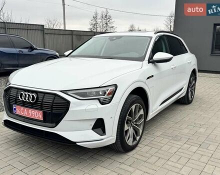 Білий Ауді E-Tron, об'ємом двигуна 0 л та пробігом 36 тис. км за 32500 $, фото 1 на Automoto.ua
