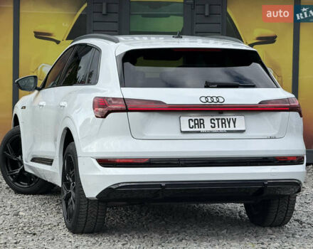 Белый Ауди E-Tron, объемом двигателя 0 л и пробегом 144 тыс. км за 29999 $, фото 18 на Automoto.ua