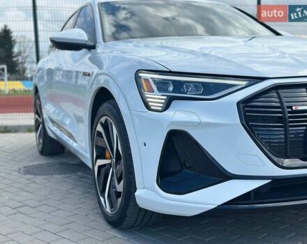 Ауди E-Tron 2021 в Бучаче на Automoto.ua Белый Ауди E-Tron, объемом двигателя 0 л и пробегом 63 тыс. км за 34500 $, фото 3 на Automoto.ua