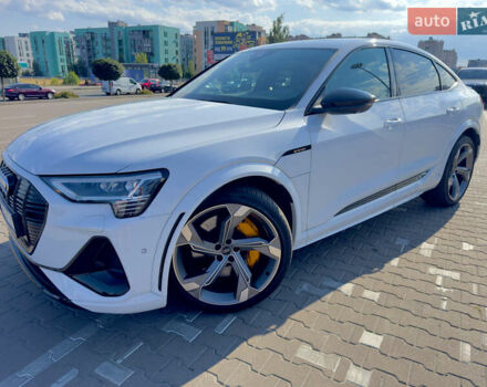 Белый Ауди E-Tron, объемом двигателя 0 л и пробегом 62 тыс. км за 48100 $, фото 11 на Automoto.ua