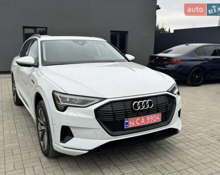 Білий Ауді E-Tron, об'ємом двигуна 0 л та пробігом 36 тис. км за 32500 $, фото 6 на Automoto.ua