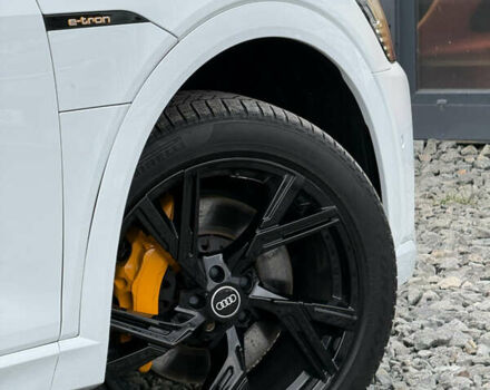 Белый Ауди E-Tron, объемом двигателя 0 л и пробегом 144 тыс. км за 29999 $, фото 36 на Automoto.ua